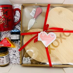 Hug and kiss in a box, Birthday gift box, Dad gift box, Lover box, Wedding gift